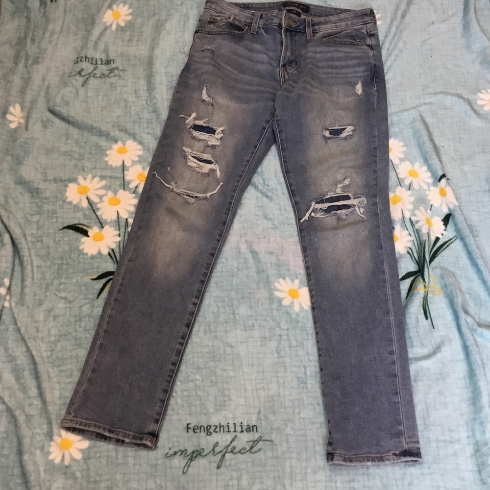 Aeropostale Women's Light Blue Distressed Skinny Jeans
